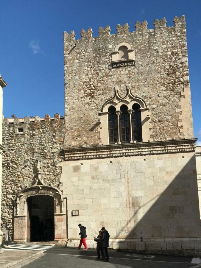 Iriss Bed & Breakfast Taormina Exterior photo
